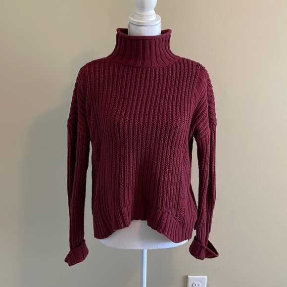 Express Red Sweater Size Small - Picture 1 of 6